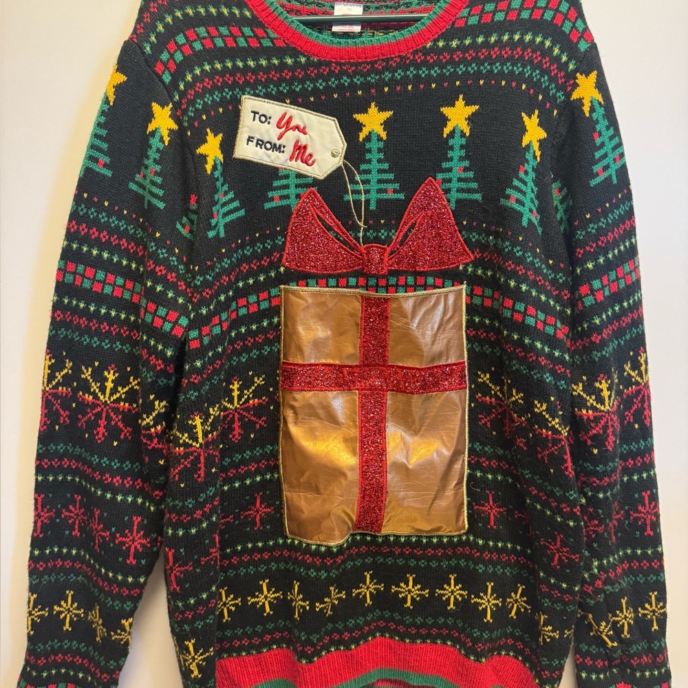 Holiday‎ Time Black and Red Christmas Sweater